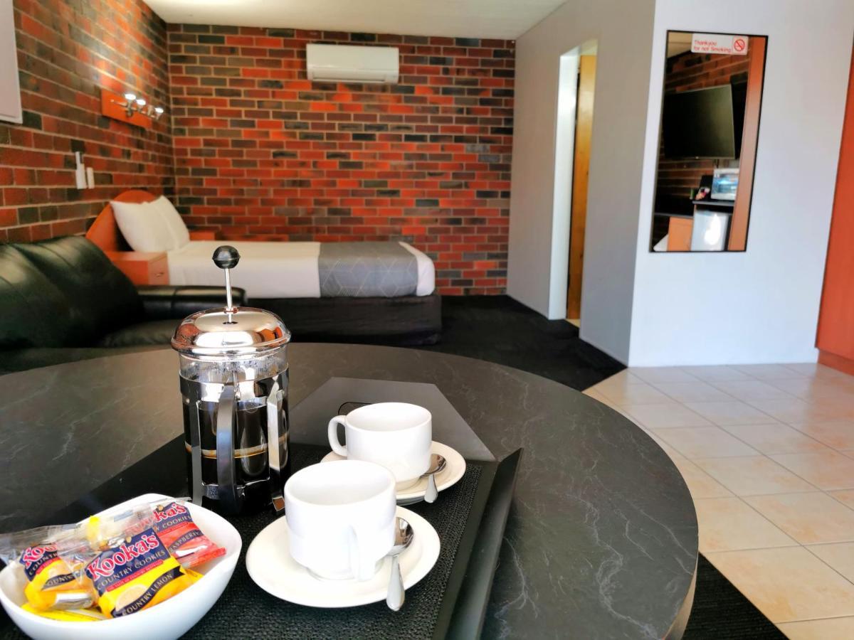 Town House Motor Inn Horsham Esterno foto