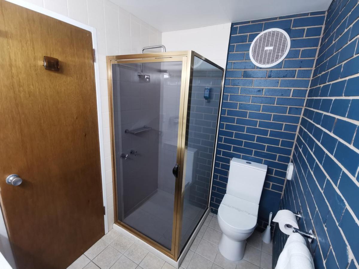 Town House Motor Inn Horsham Esterno foto