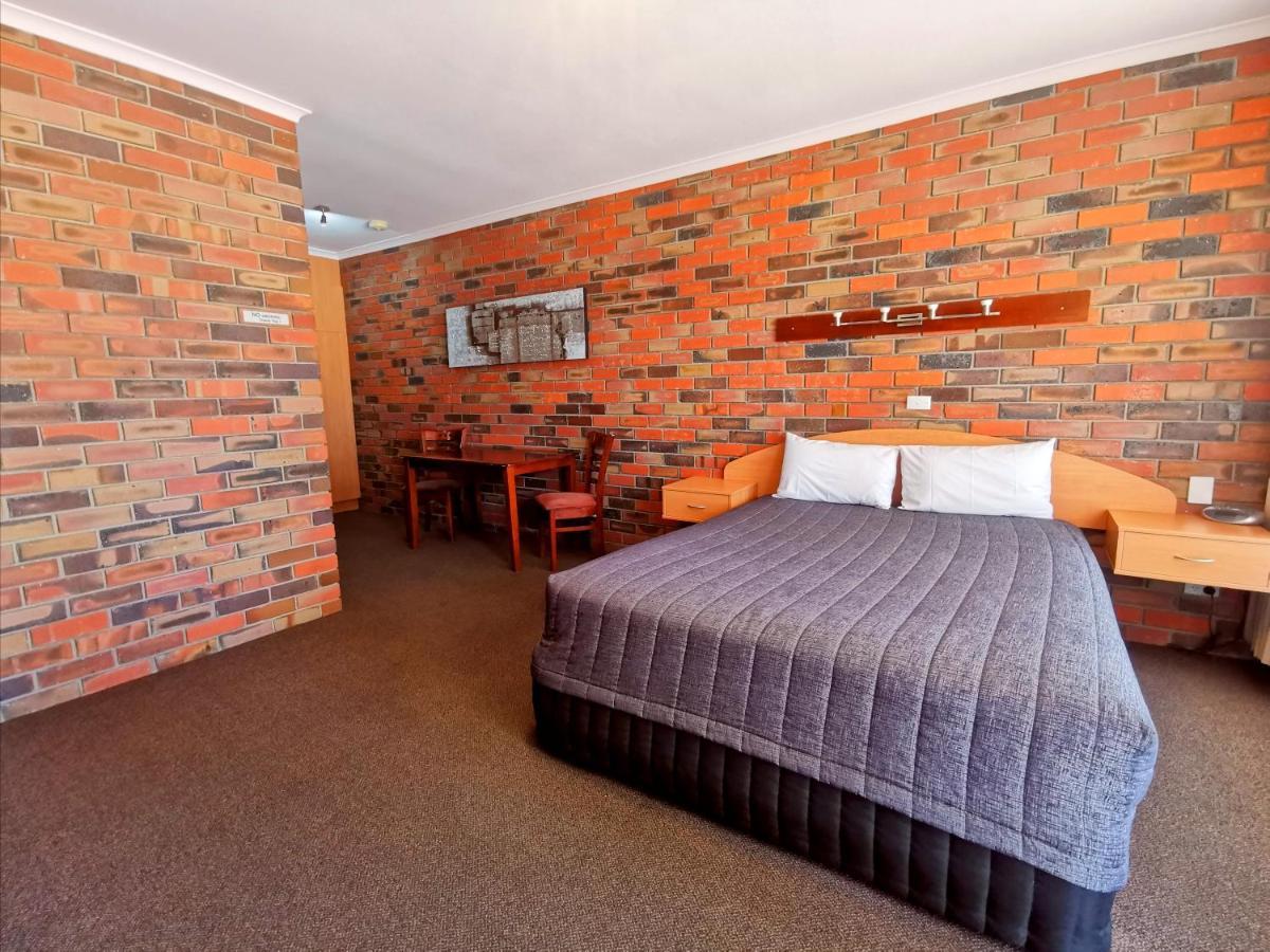 Town House Motor Inn Horsham Esterno foto